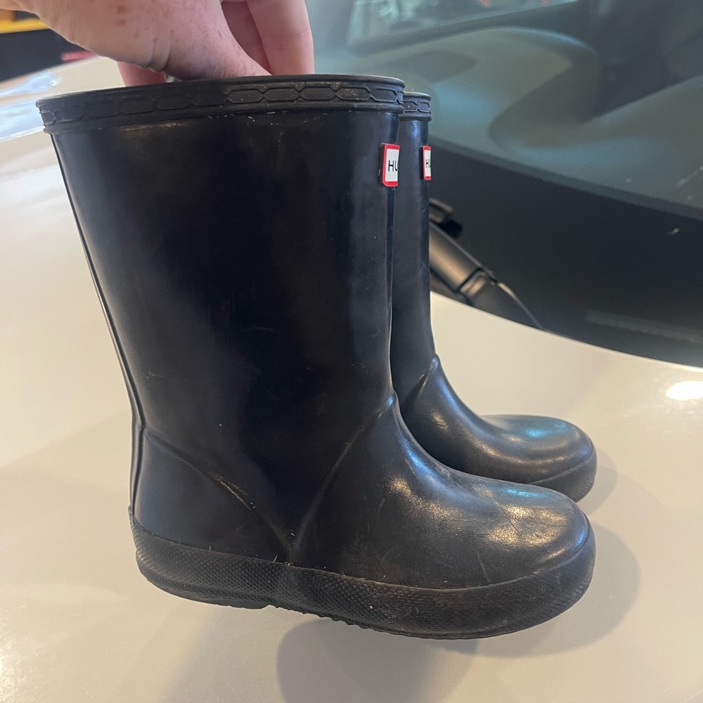 Kid hunter black boots